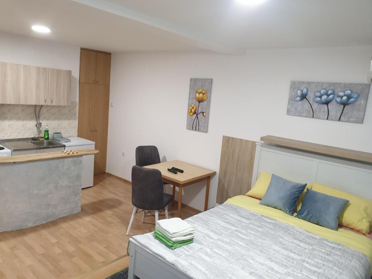 Ni City Center Apartment 2 מראה חיצוני תמונה